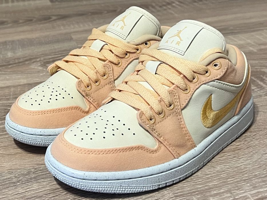 Jordan 1 Low Celestial Gold… marime 35,5