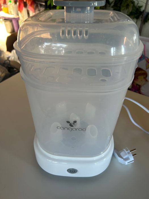 Бебешки стерилизатор Кангаро