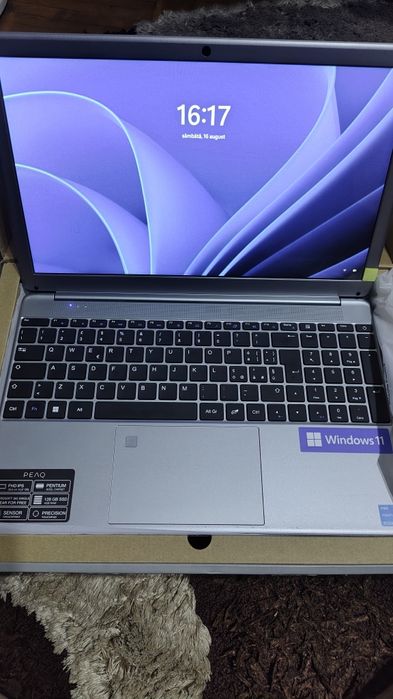 Notebook Classic PEAQ  C151V Nou in cutie
