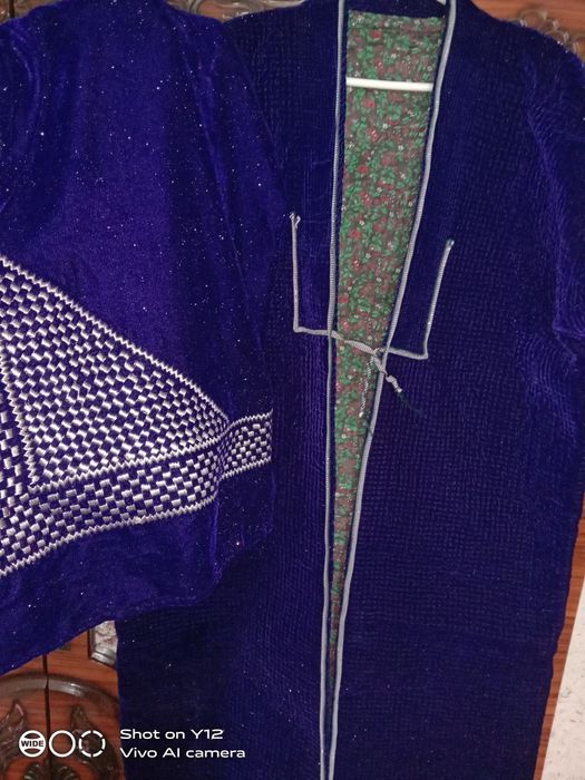 Yangi toza qalin chapon domoti dastavkayam bor