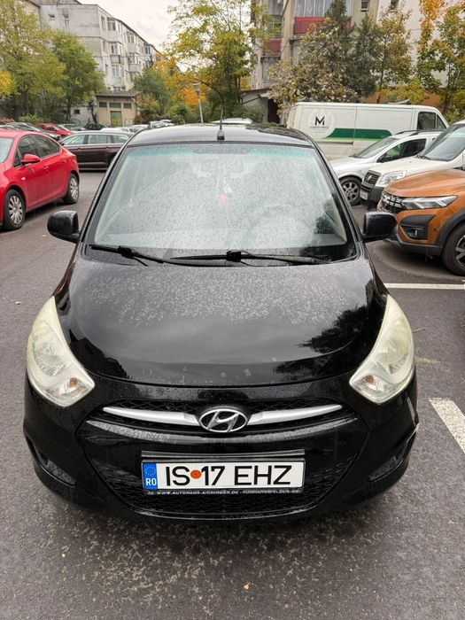 Vând Hyundai i10