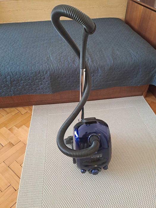 Прахосмукачка Daewoo RC-L381DB/2A