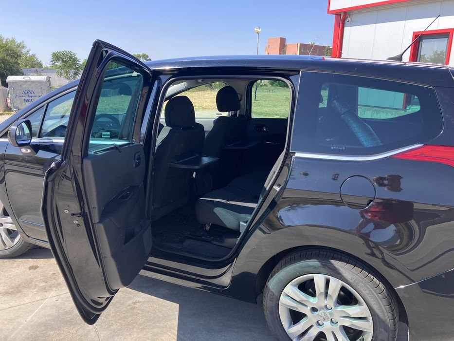 Пежо 5008 ХДИ/Peugeot 5008 Hdi