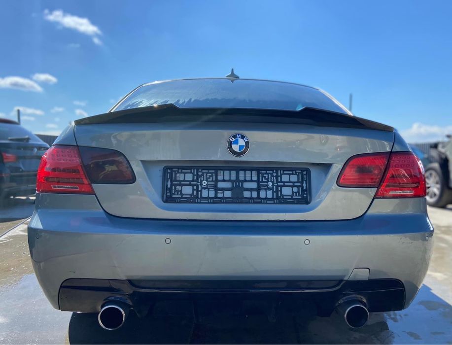 Dezmembrez BMW 335d E92 Biturbo 286cp,M Pack,NAVI,Hi-Fi,volan M padele