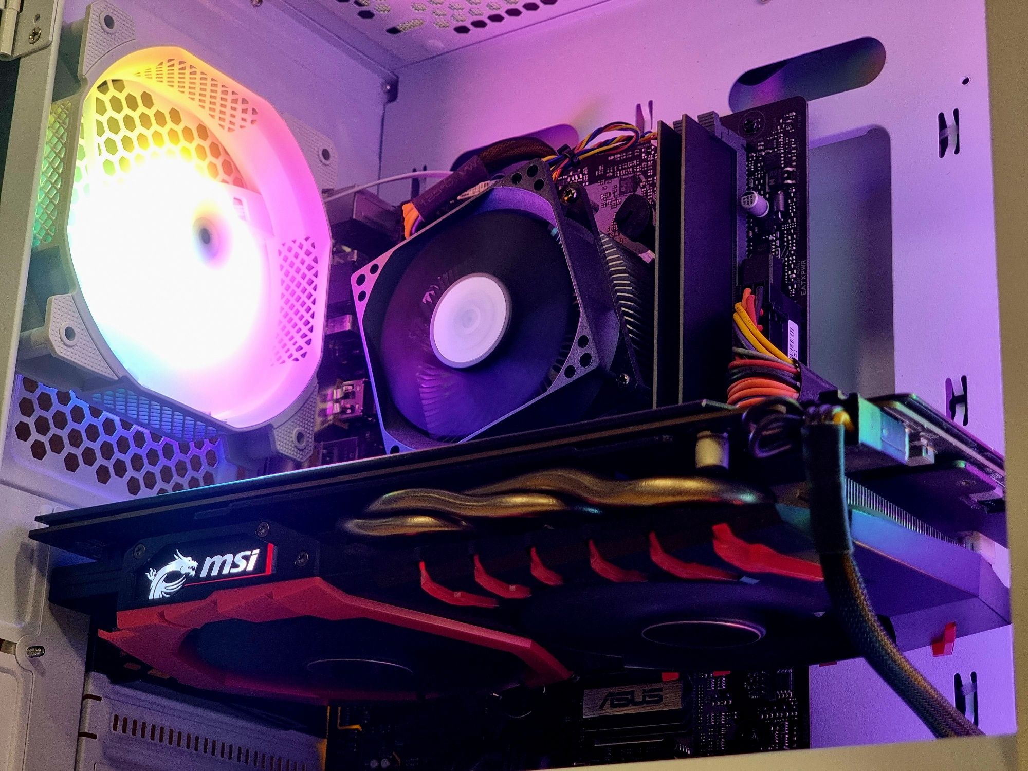 Геймърски Компютър/I5 8500/16GB RAM/SSD-256GB+500GB/GTX 1060 6GB