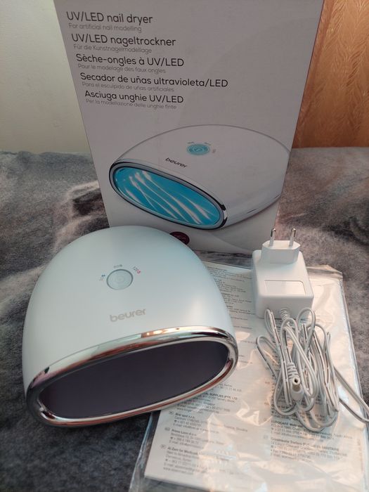 Продам лампу для маникюра