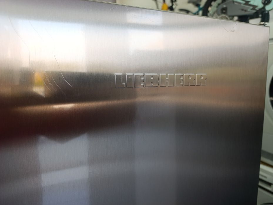 Дизайнерски Хладилник LIEBHERR