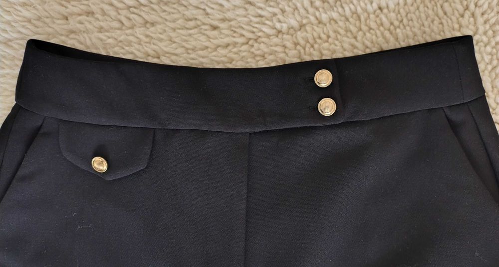 Нов черен панталон Reserved