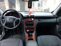 Mercedes c220 cdi 143к.с