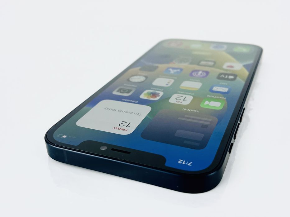 Apple iPhone 12 64GB Black Отличен! Гаранция!