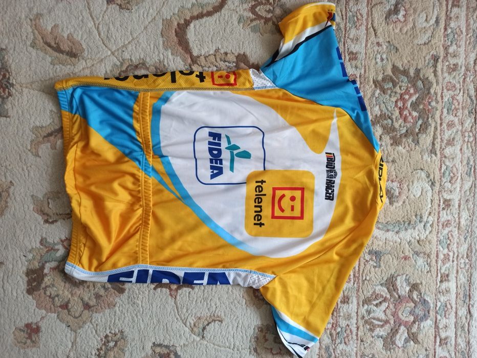 Echipament ciclism: tricou, pantaloni mărime M