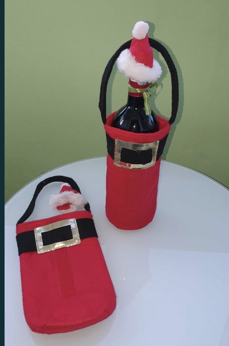Set 2 suporturi/huse decorative pentru sticlele de vin de Craciun