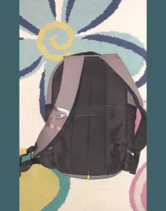 Rucsac gri cu negru Zoom