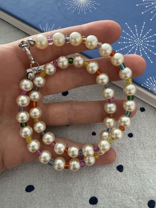 Colier choker mulicolor cu perle si incuietoare inox