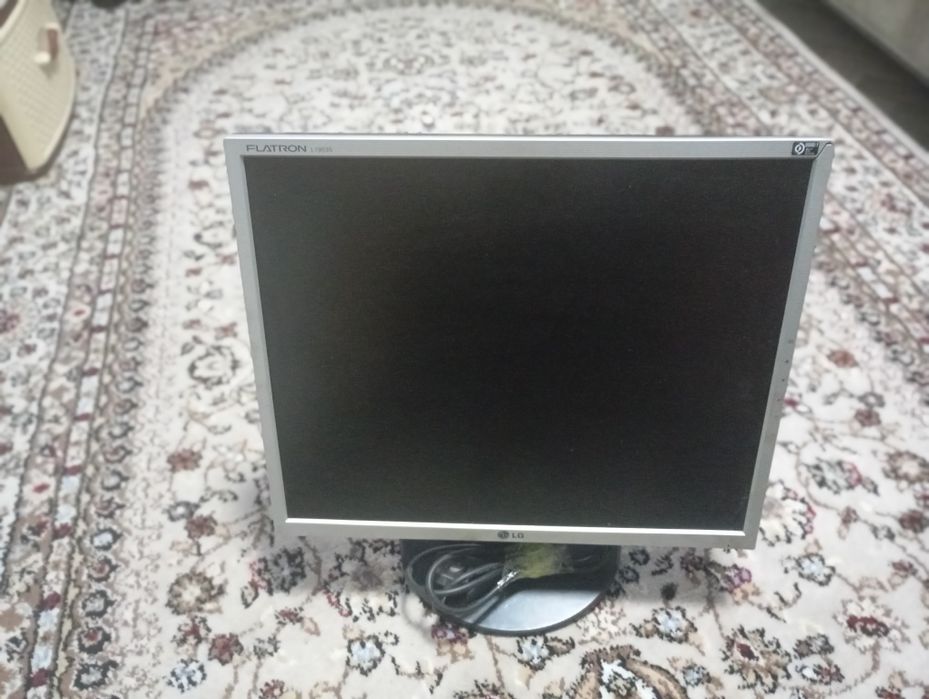 Продам монитор в хорошем состоянии