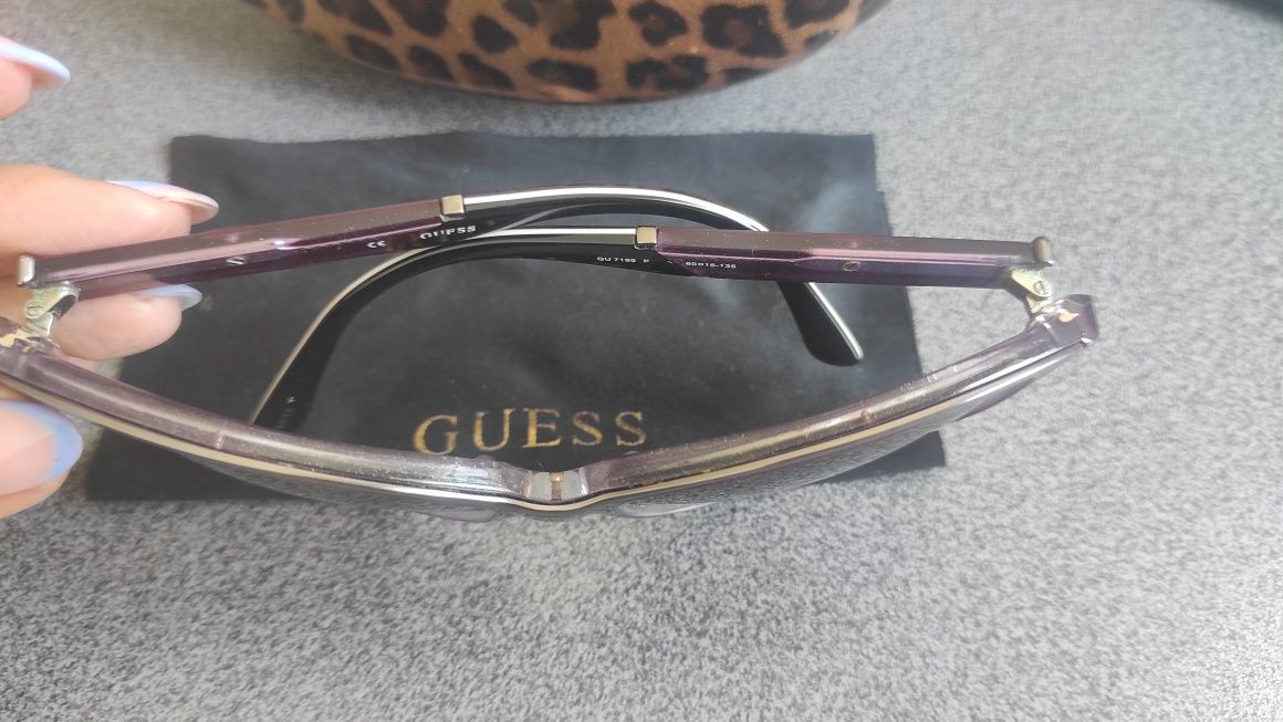 Оригинални слънчеви очила GUESS