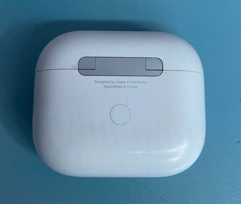 Apple AirPods Seria 3