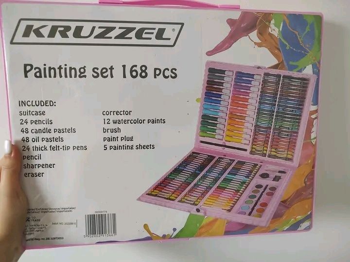 комплект за рисуване kruzzel 168 части.