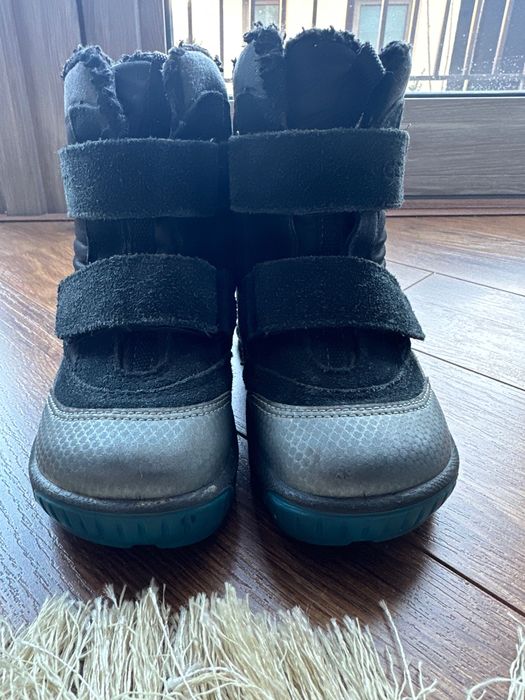 Ecco ботинки. Размер 24. 2-3 лет