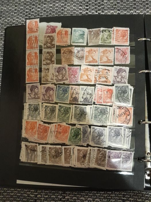 Clasor cu timbre Italia