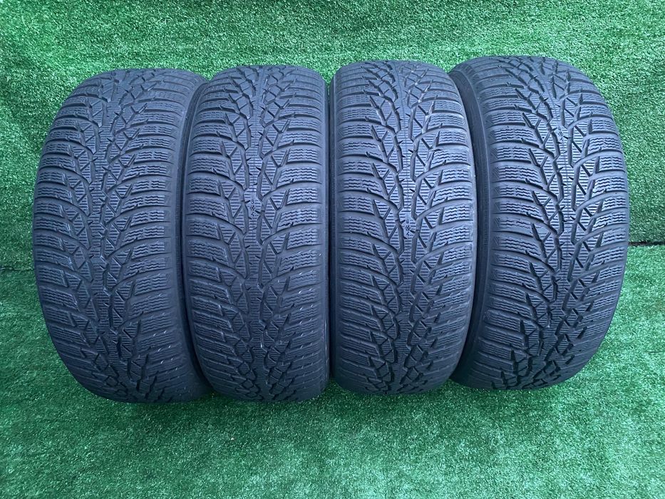 Set 4 anvelope iarna Nokian WR d4  215 55 R17  98 HXL Dot 3418