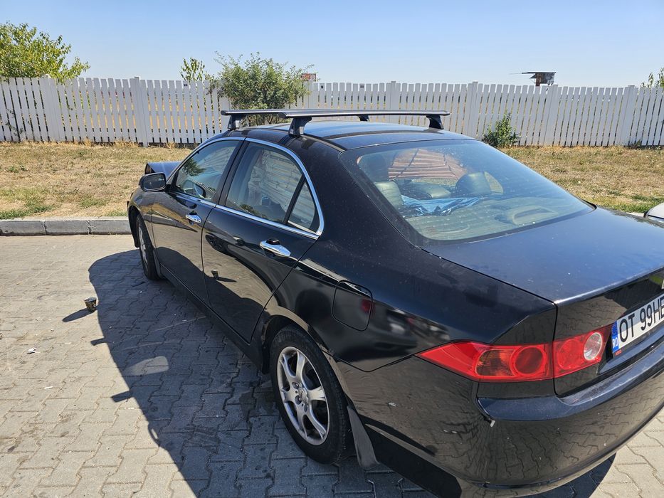 Honda Accord Avariată