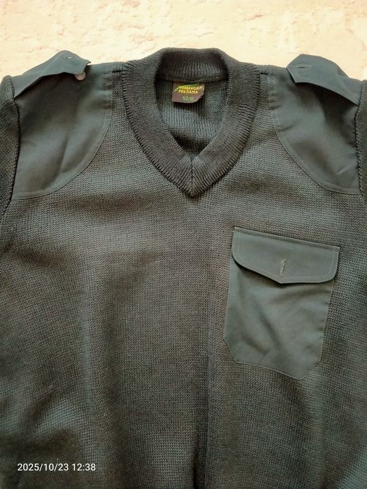 Свитер военный, новый.