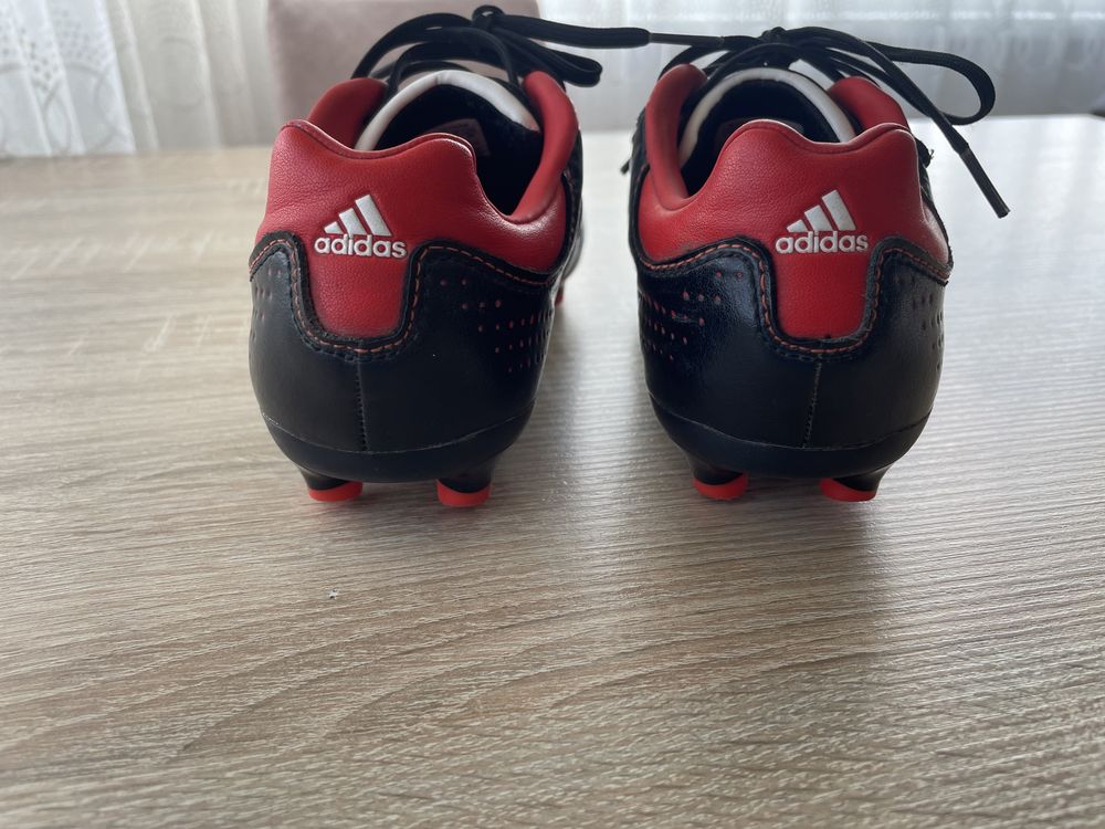 Adidas бутонки 36