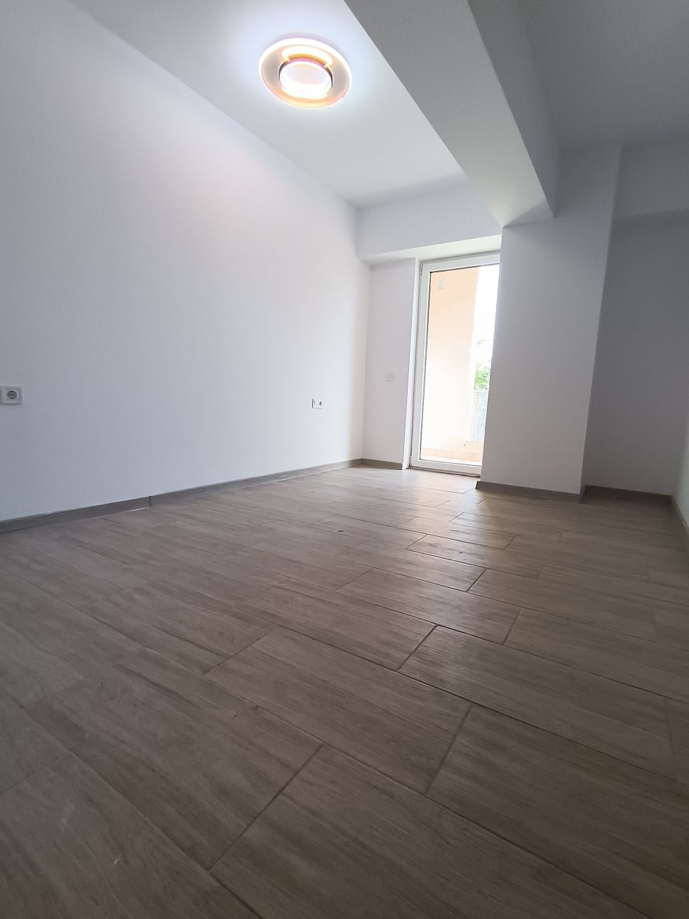 Apartament 2 cam Rovine Bactiz