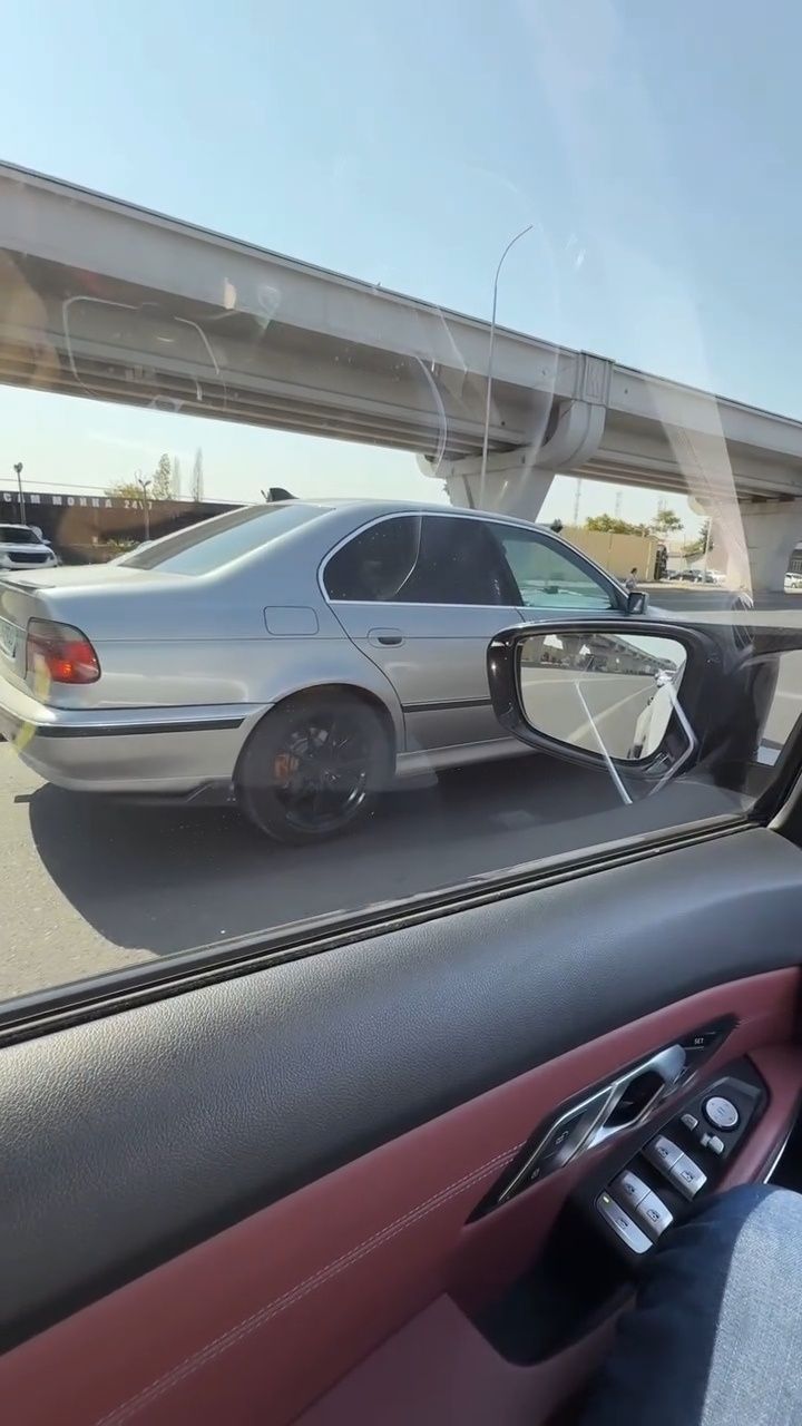 Bmw diska r18 raznoshirokiy