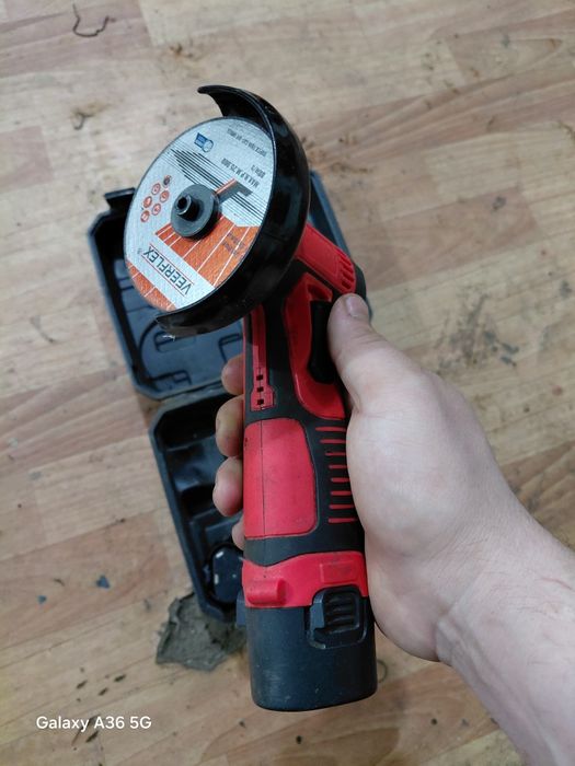 Мини болгарка аккумуляторная