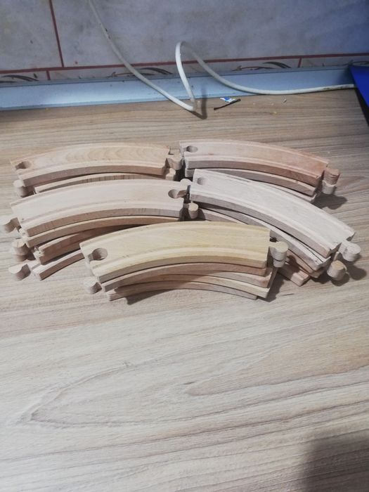 Vând set sine de tren