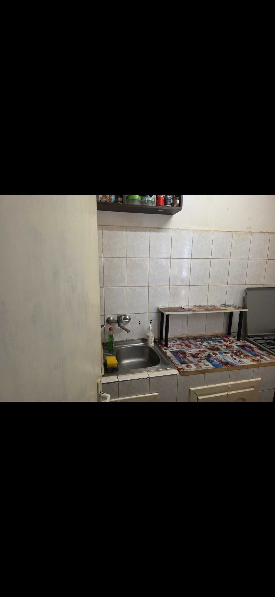 garsoniera Craiovei , mobilată / utilată