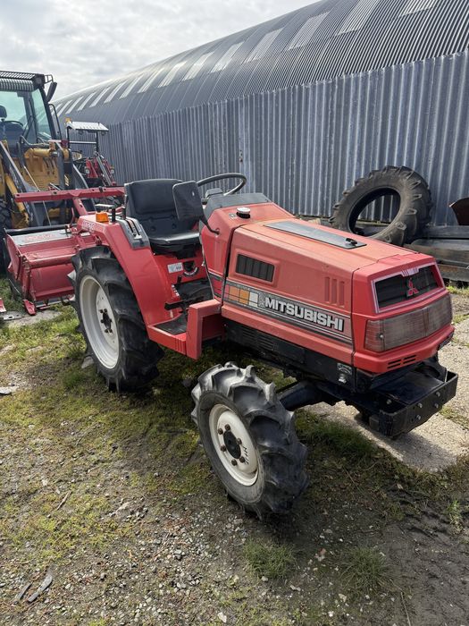 Tractor Mitsubishi MT23