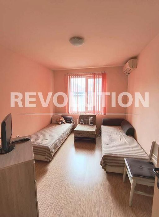 Дава се под наем Тристаен апартамент в Варна, Трошево - 82 кв.м за 500 € - Снимка #3