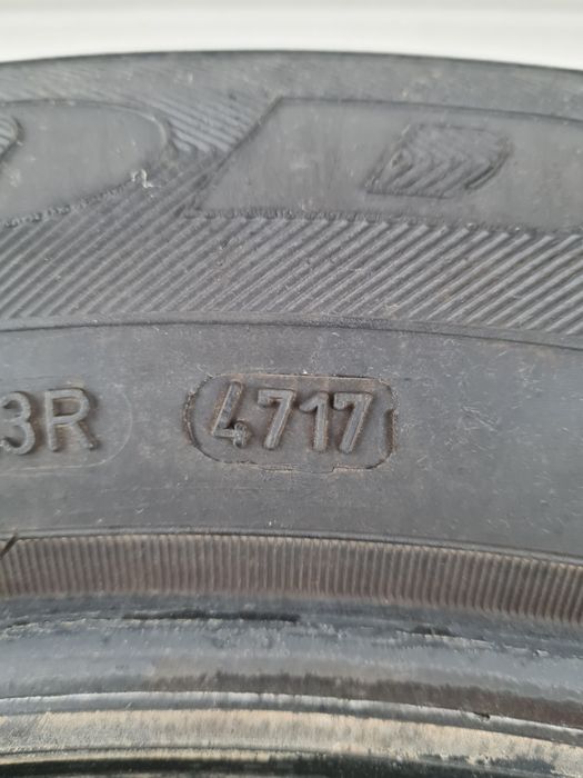 Всвсезонни гуми 2 броя GOODYEAR Vector4Seasons 215 60 R17 дот 4717
