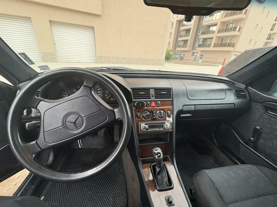 Mercedes C180 W202