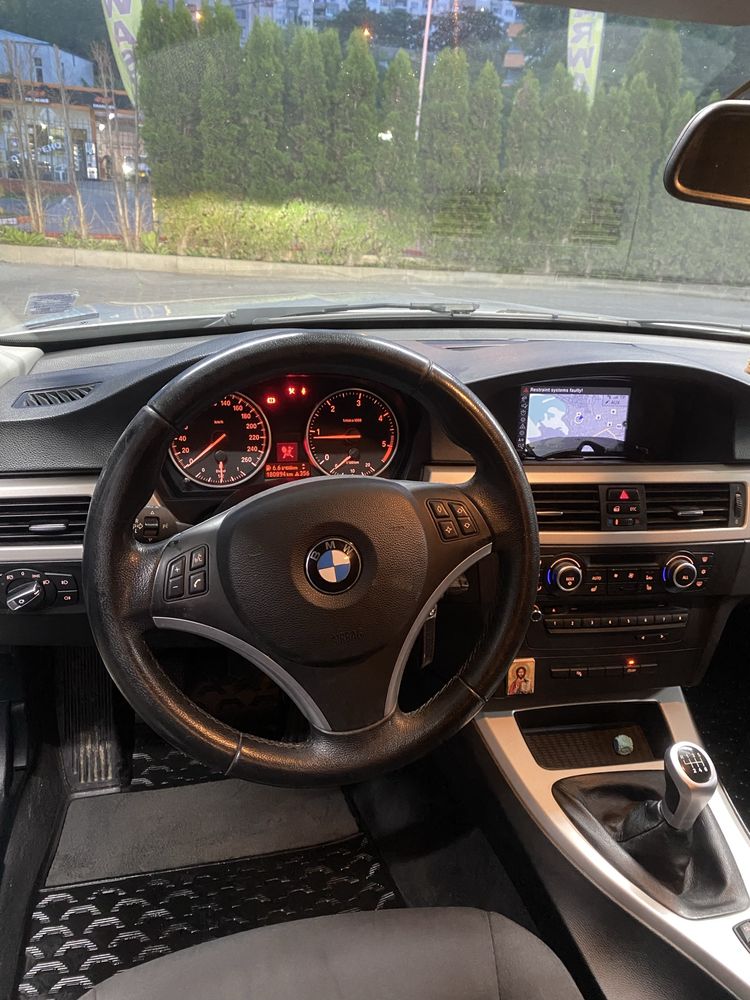 BMW 320.