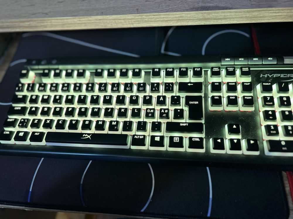 Клавиатура HyperX Alloy Elite 2