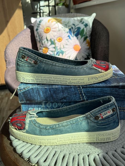 Нови Обувки различни модели и размери