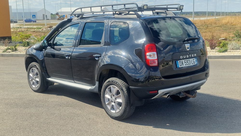 Dacia Duster 1.5 dci Euro 6   4 x 4  varianta full