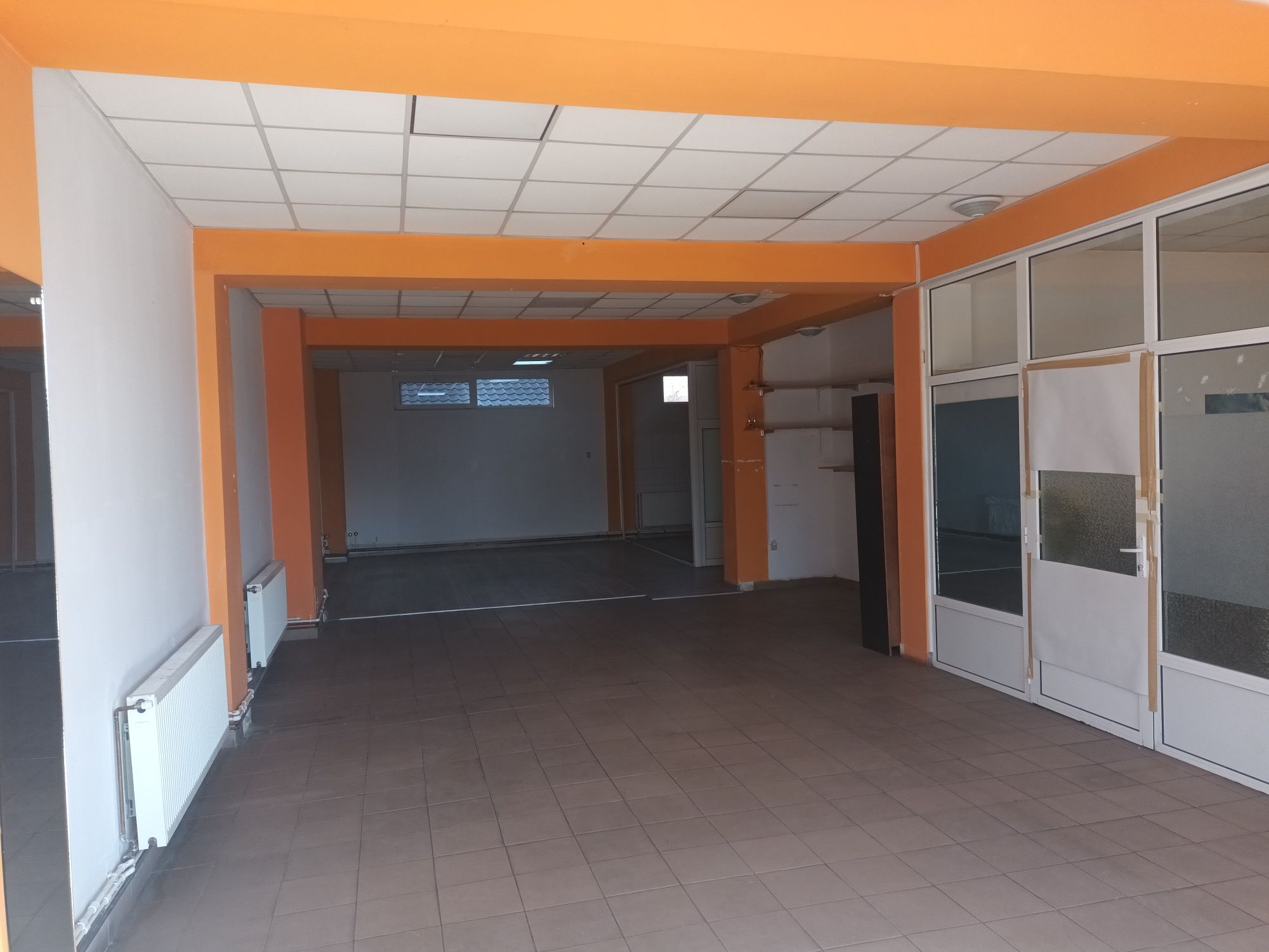 Spatiu Comercial 190 mp