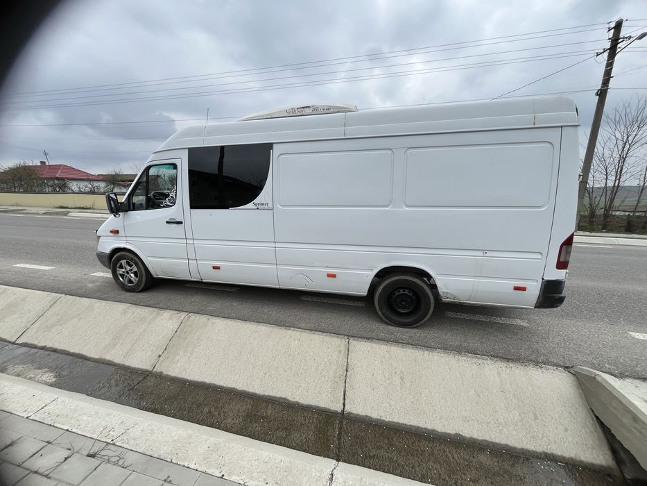 Mercedes sprinter 8+1