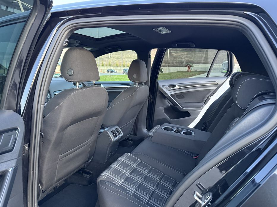 Volkswagen Golf 7 GTD / Sport&Sound / 2015 / Panoramic / Dynaudio /
