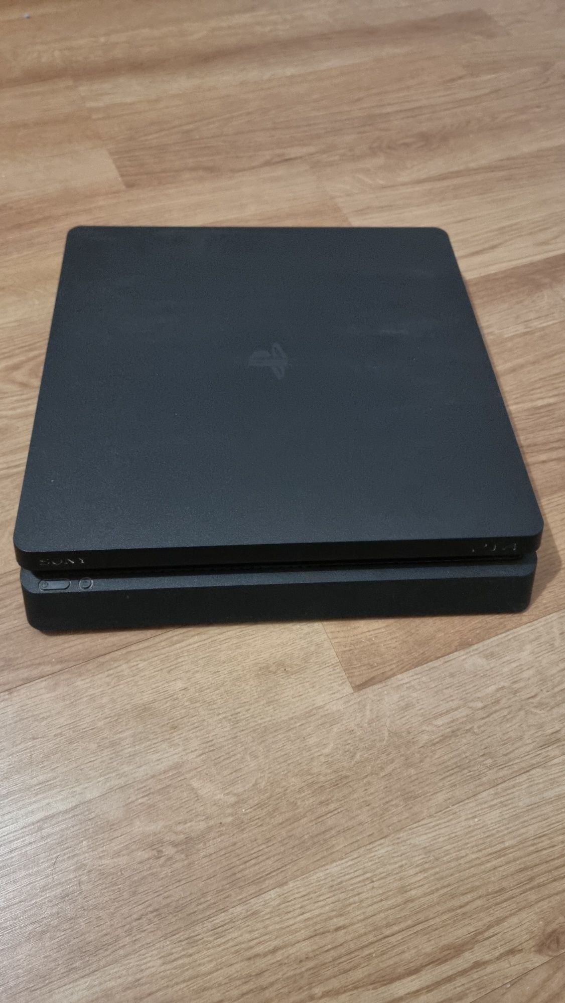 playstation 4 slim