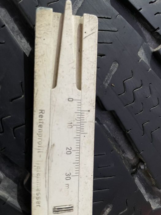 4бр. 235/65/16 C Michelin Agilis Alpin - Бусови гуми