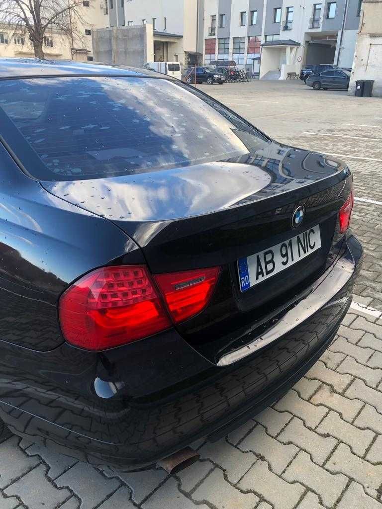 BMW E91 318i 2.0L