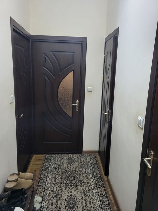 Мирзо Улугбек метро кизларга шерикчиликка