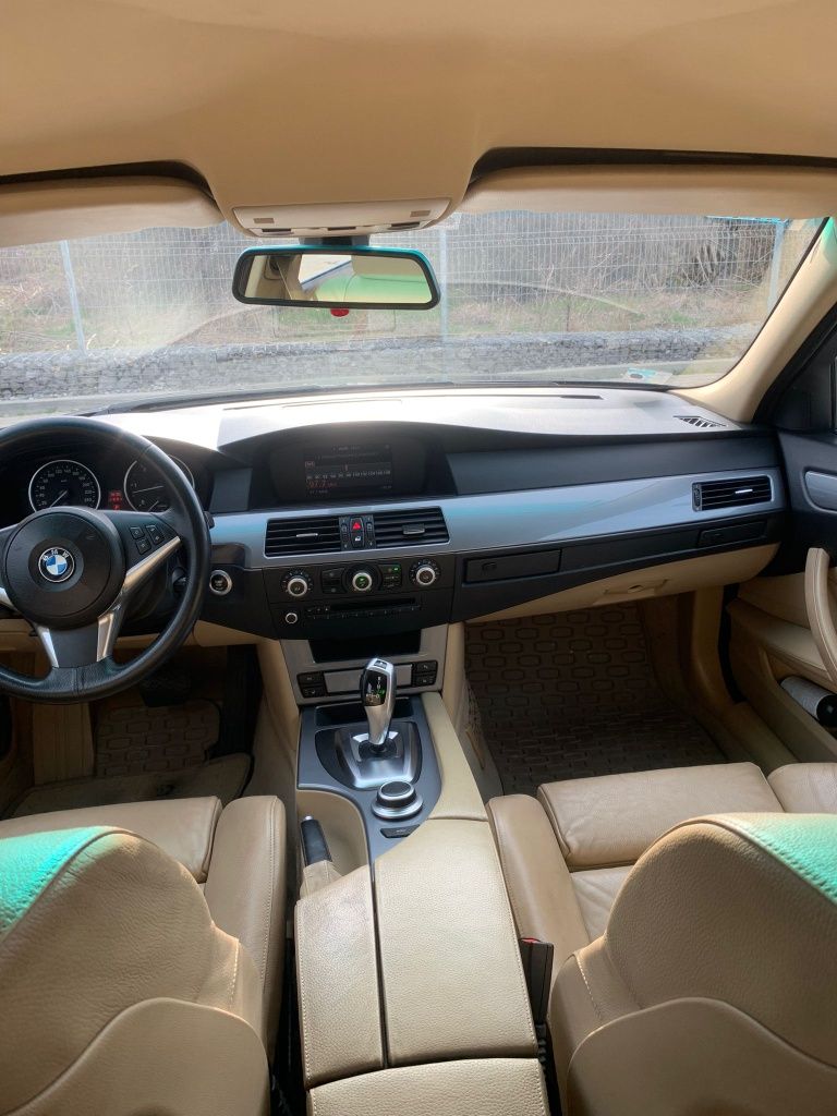 BMW 530d xDrive E61, 235 к. с. , FACELIFT