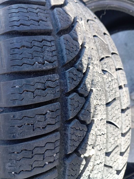 Зимни гуми 205 50 16